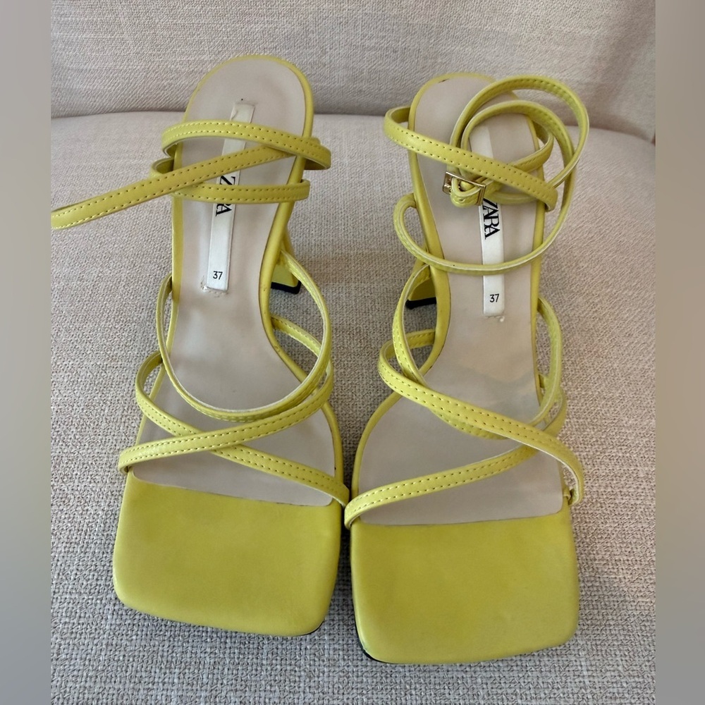 Zara Neon Block Heels - Picture 3 of 8